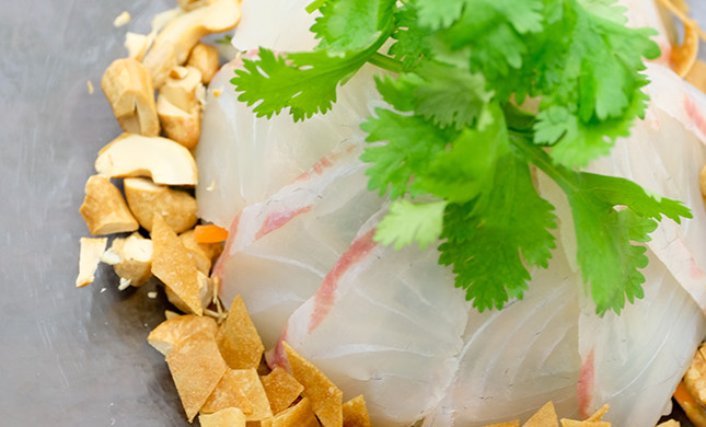 旬の鮮魚の中華風お刺身